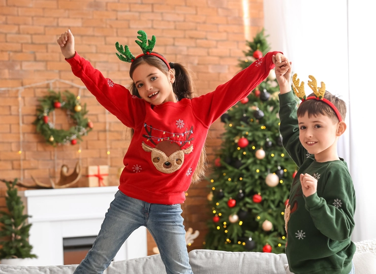 CHRISTMAS CLOTHES AND VACATION OUTFITS CHRISTMAS CLOTHES AND VACATION OUTFITS